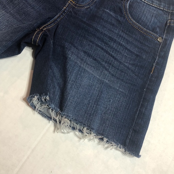 Kut from the Kloth Catherine Boyfriend Shorts 1077 - Picture 2 of 7